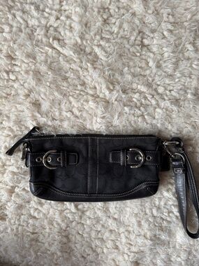 Coach Soho Signature Buckle Wristlet - Black Jacquard & Leather